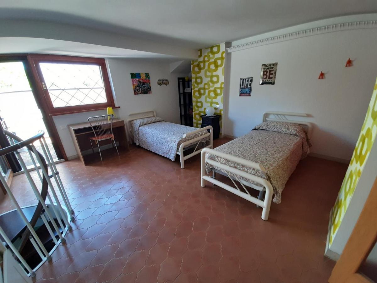 Appartamento Genziana - Con Vista Piscina E Garage Sirmione Exterior foto